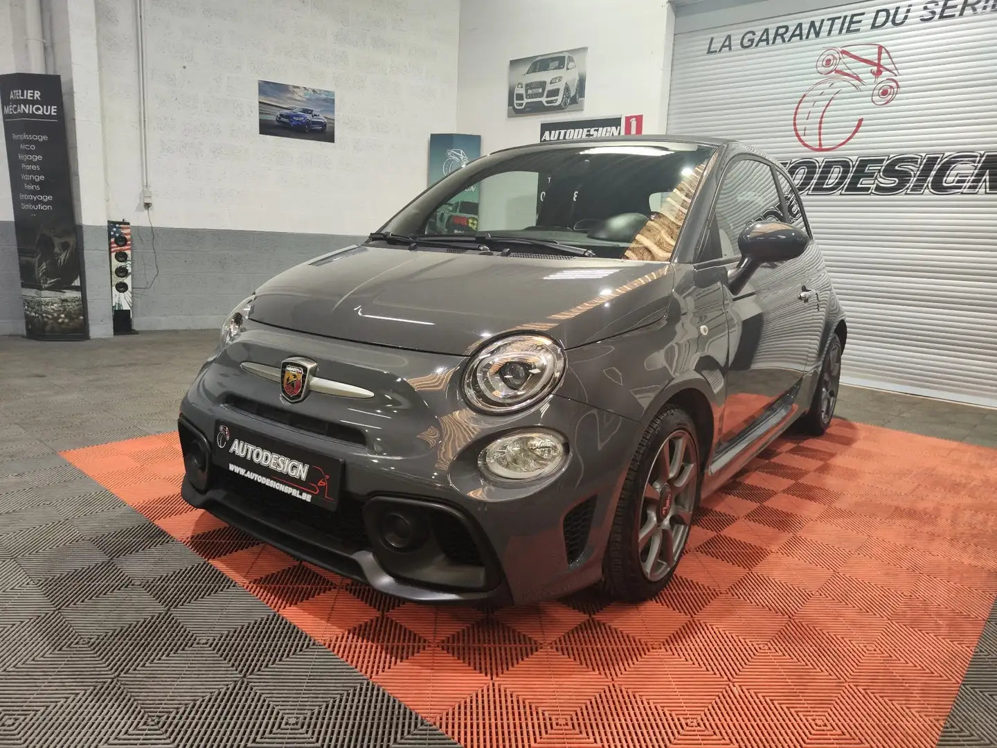 Abarth 595C 1.4 Turbo 16V T-Jet 145 ch BVM5