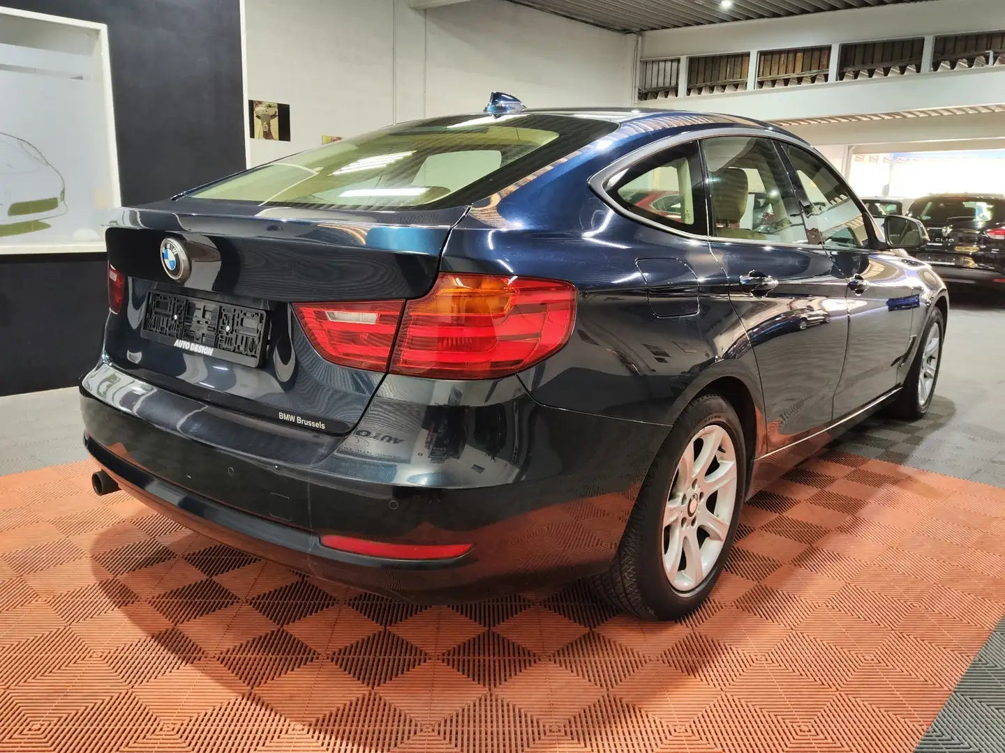 BMW 318 Gran Turismo d